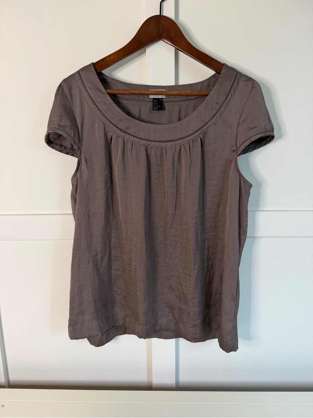 Size 14 H&M Short Sleeve Scoop Neck Top - Taupe